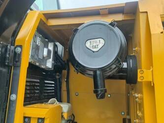 2024-caterpillar-320d2l-1403451-44858167