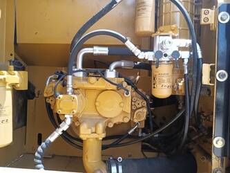 2024-caterpillar-320d-1403452-44858207