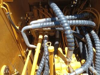 2024-caterpillar-320d-1403452-44858216