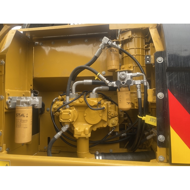 2024 Caterpillar 320D-44858314