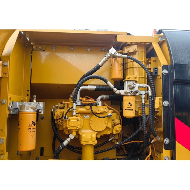 2024 كاتربيلر 320D-44858320