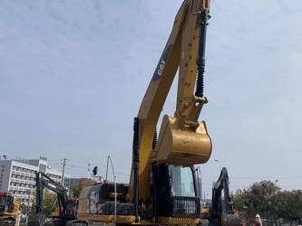 2023-caterpillar-320d-1403463-44858346