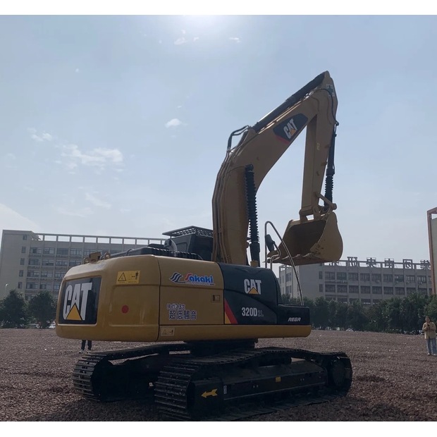 2023 Caterpillar 320D-44858347