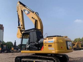 Image for TRACKED EXCAVATORS 2023 Caterpillar 320D