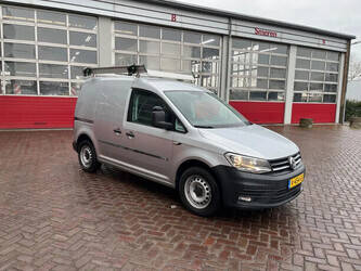 2017-volkswagen-caddy-1380802-44858413