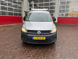 2017-volkswagen-caddy-1380802-44858414