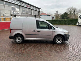 2017-volkswagen-caddy-1380802-44858415