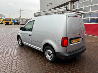 2017-volkswagen-caddy-1380802-44858419