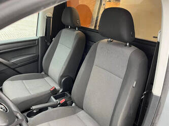 2017-volkswagen-caddy-1380802-44858498