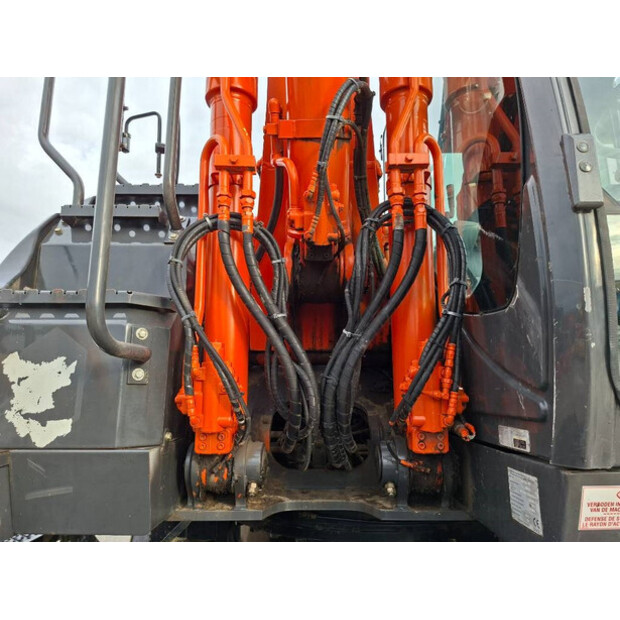 2016 Hitachi ZX170W-5B-44858514