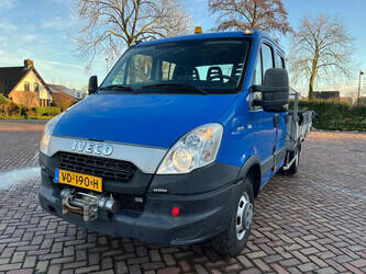 2013-iveco-daily-35c15-1403471-44858610