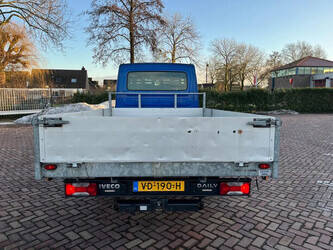 2013-iveco-daily-35c15-1403471-44858620