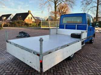 2013-iveco-daily-35c15-1403471-44858627