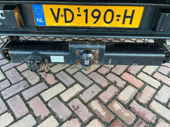 2013-iveco-daily-35c15-1403471-44858633