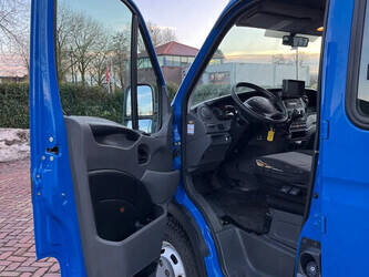 2013-iveco-daily-35c15-1403471-44858636