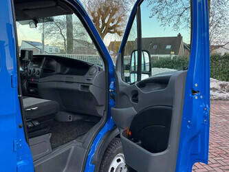 2013-iveco-daily-35c15-1403471-44858639