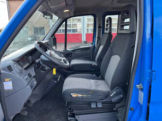 2013-iveco-daily-35c15-1403471-44858640