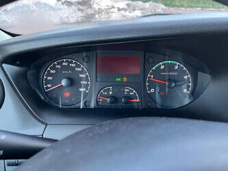 2013-iveco-daily-35c15-1403471-44858648