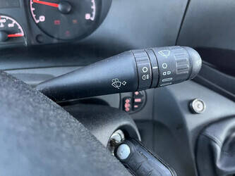 2013-iveco-daily-35c15-1403471-44858650