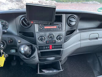 2013-iveco-daily-35c15-1403471-44858651