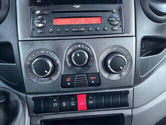 2013-iveco-daily-35c15-1403471-44858653