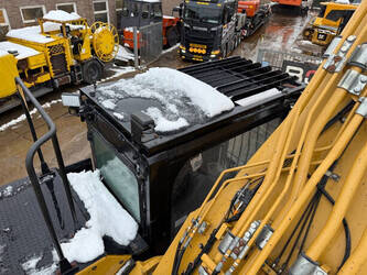 2016-caterpillar-374fl-1401497-44858760