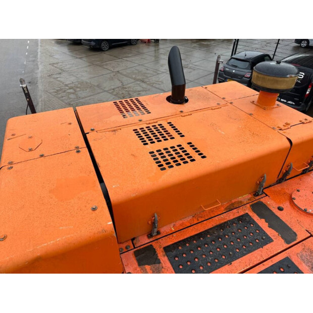 2010 Hitachi ZX470LCH-3-44858814