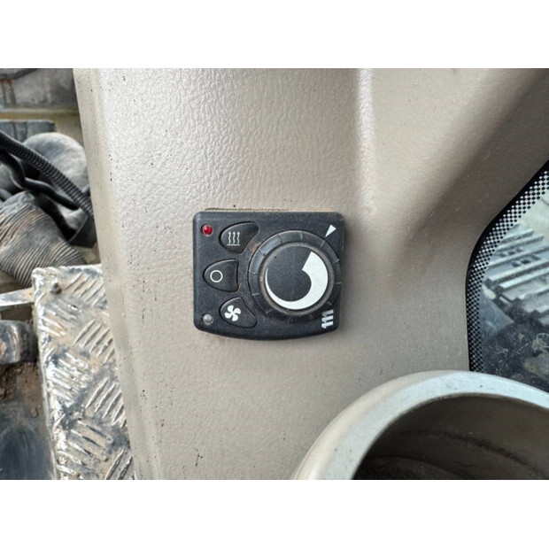 2010 Hitachi ZX470LCH-3-44858821