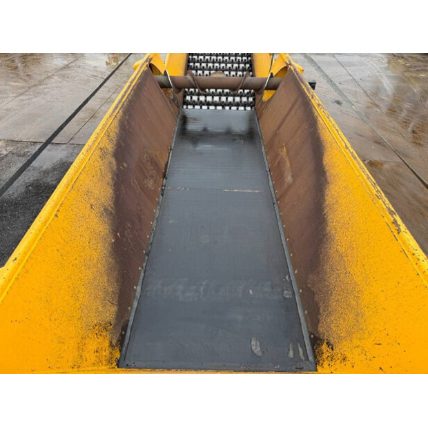 2012 BACKERS 3-MTBC-44858919