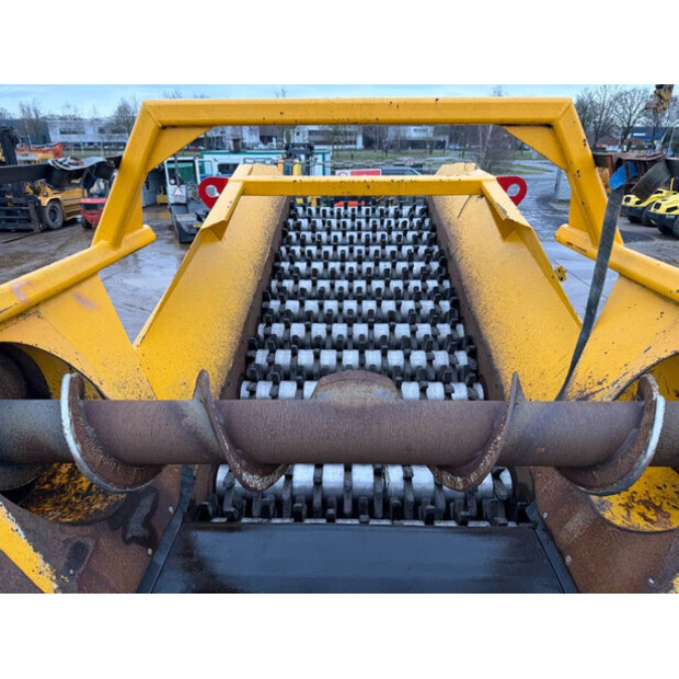 2012 BACKERS 3-MTBC-44858920