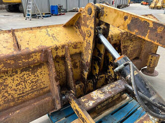 2025-caterpillar-120m-1403482-44858947