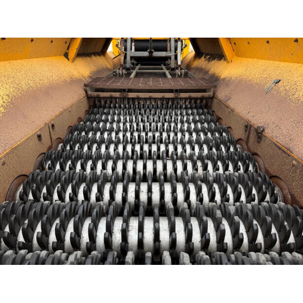 2012 بيكرز 3-MTBC-44858981