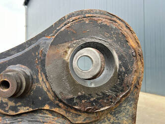 2016-volvo-349e-44860164