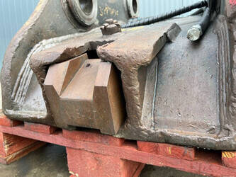 2016-volvo-349e-44860171