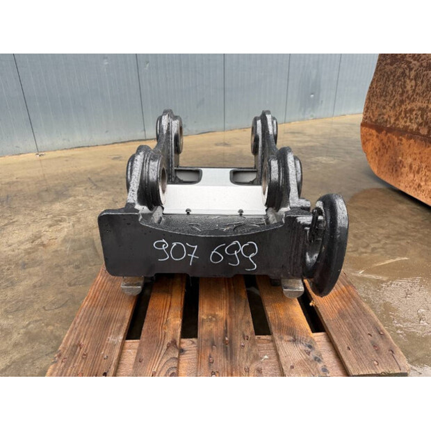 2017 OilQuick OQ70/55-44860399