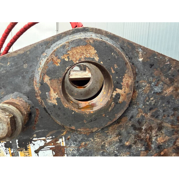 2011 فيراكتيرت SW2007/08-44860615