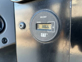 2018-caterpillar-140k-1403709-44860899