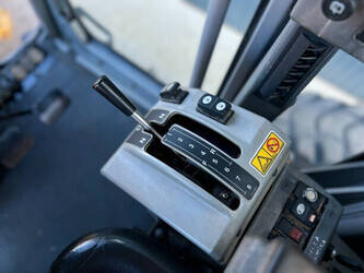 2018-caterpillar-140k-1403709-44860900