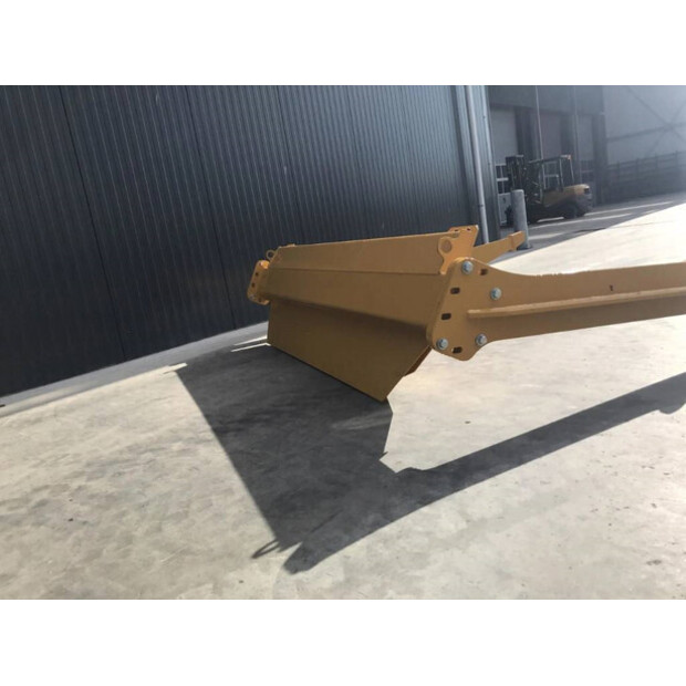 2025 BELL B30E-44860949