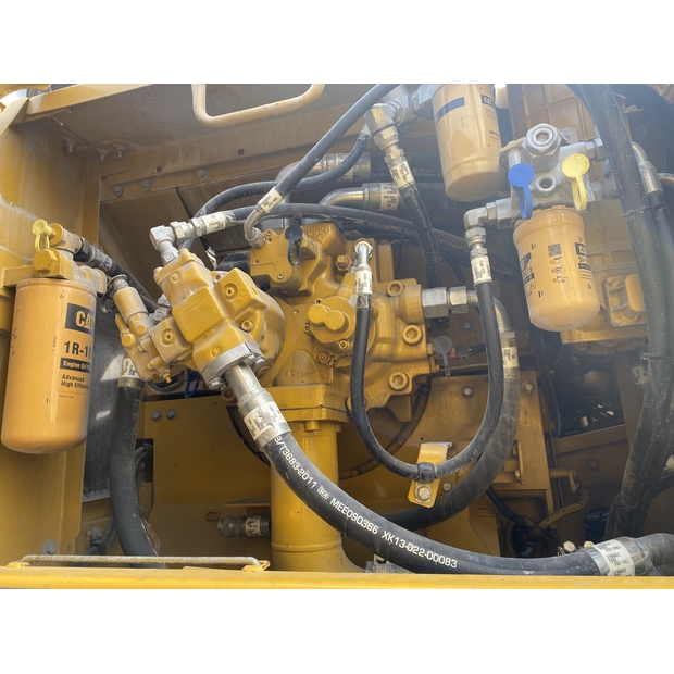 2025 Caterpillar 336D-44861373