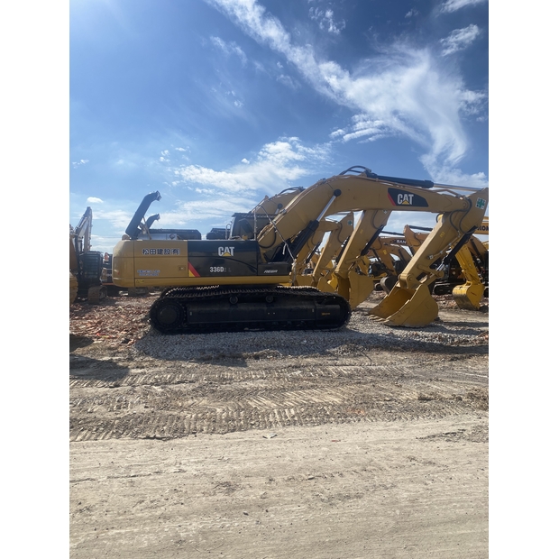 2023 كاتربيلر 336D-44861395