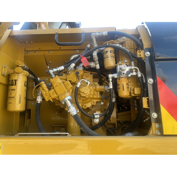 2023 كاتربيلر 336D-44861402