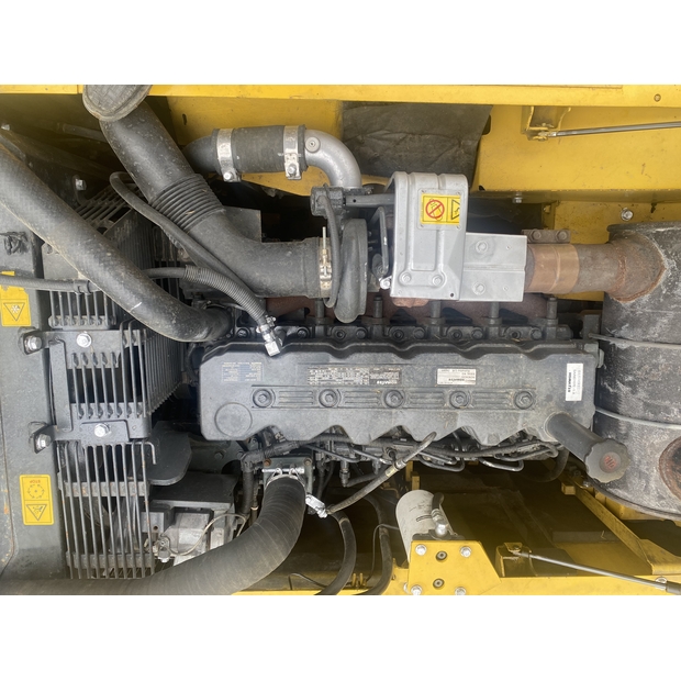 2023 Komatsu PC200-8M0-44861496