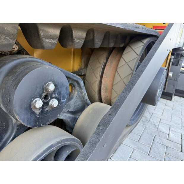 2017 Caterpillar AP655F-44861665