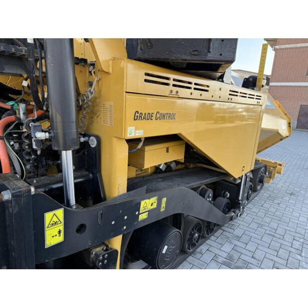 2017 Caterpillar AP655F-44861669