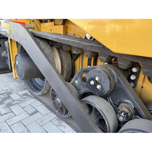 2017 Caterpillar AP655F-44861671