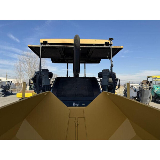 2017 Caterpillar AP655F-44861678