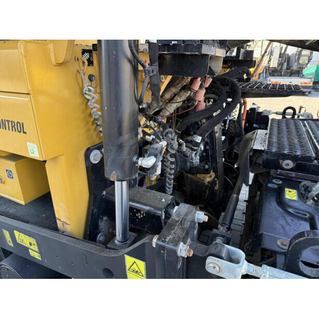 2017 Caterpillar AP655F-44861682