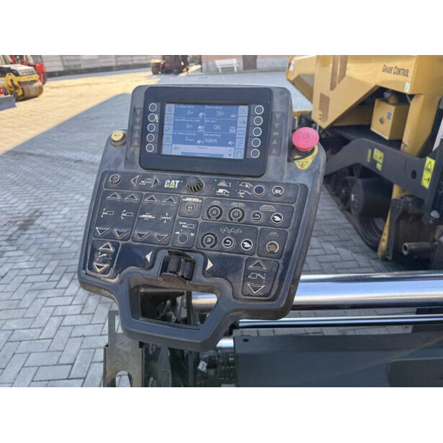 2017 Caterpillar AP655F-44861691