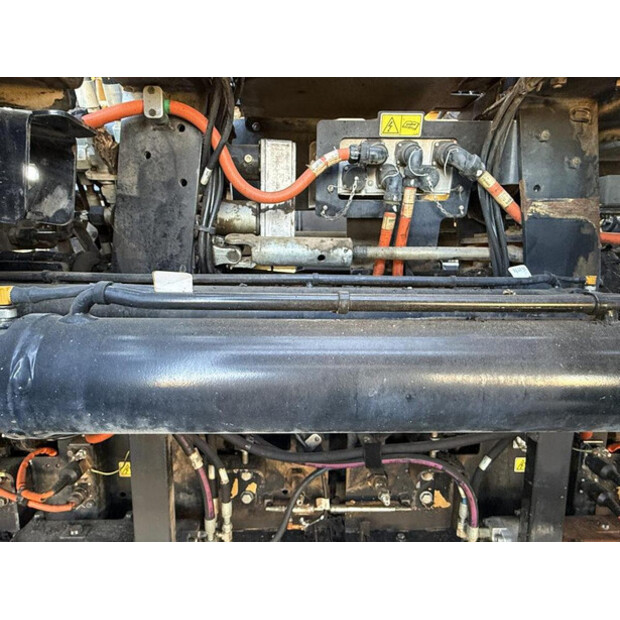 2017 Caterpillar AP655F-44861696
